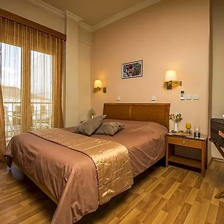 Lakonia Hotel 3*
