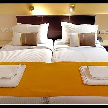 Hotel Lakonia