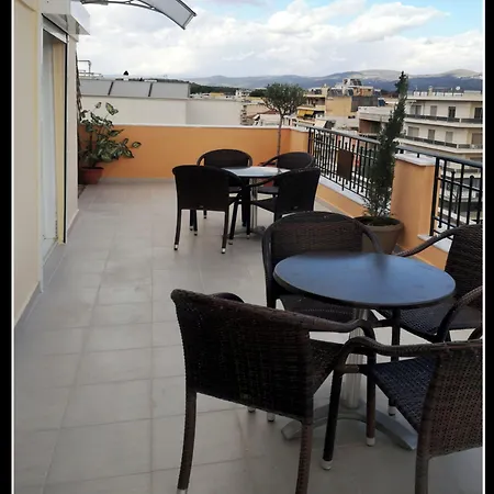 Hotel Lakonia 3*